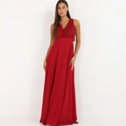 Hot La Modeuse Robe longue à broderies fleuries Rouge