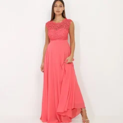 La Modeuse Robe longue à dentelle Corail