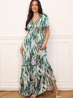 Discount La Modeuse Robe longue à motif tropical et pompons Bleu
