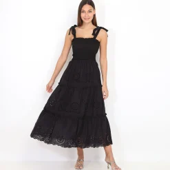 La Modeuse Robe longue à volants et broderie Noir