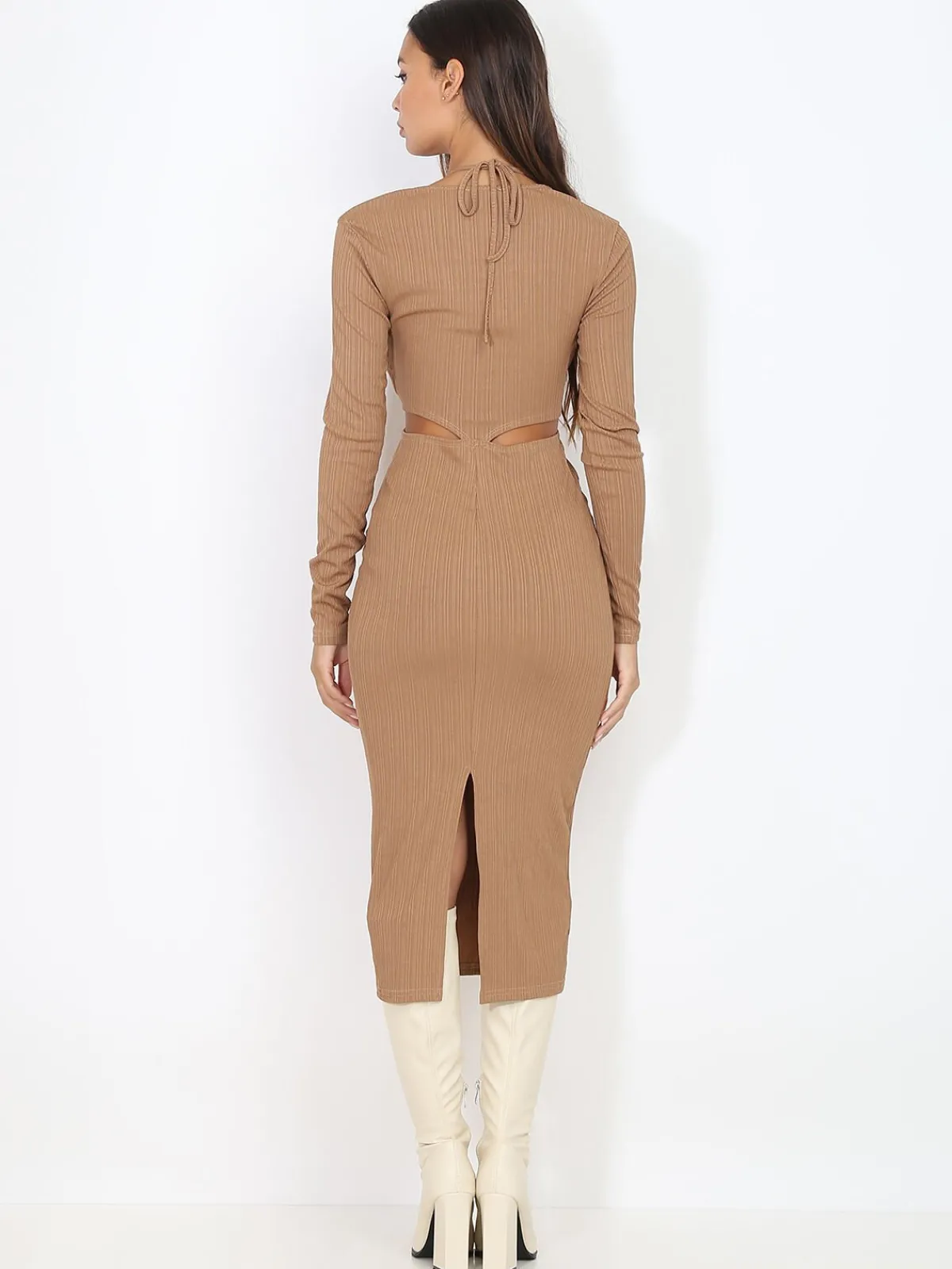 New La Modeuse Robe longue cut out effet plissé Taupe