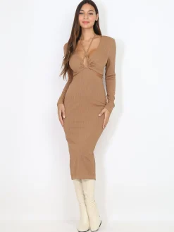 New La Modeuse Robe longue cut out effet plissé Taupe