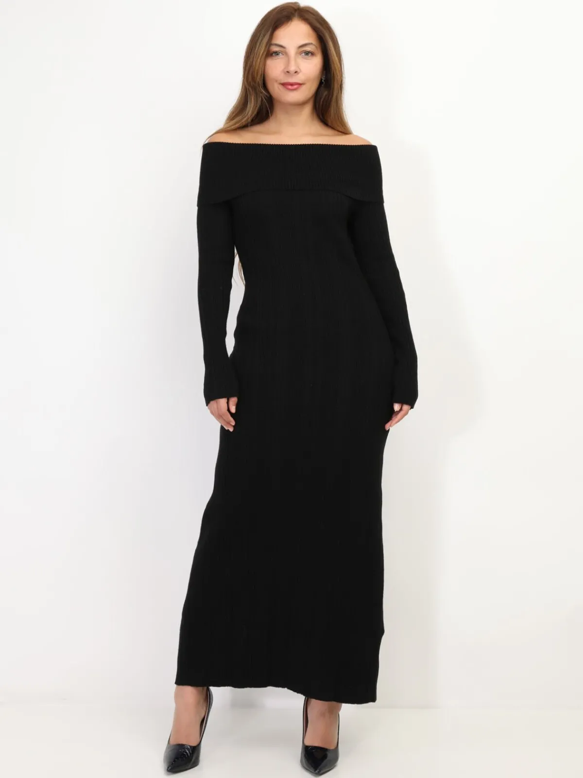 Discount La Modeuse Robe longue en maille à col bardot Noir