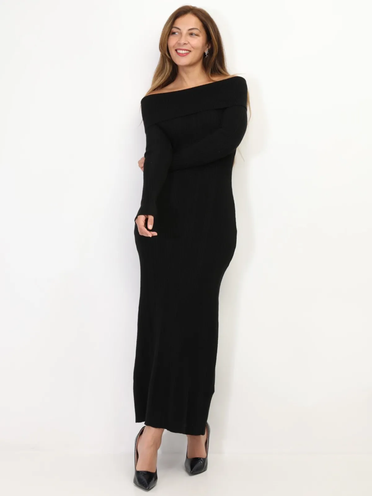 Discount La Modeuse Robe longue en maille à col bardot Noir