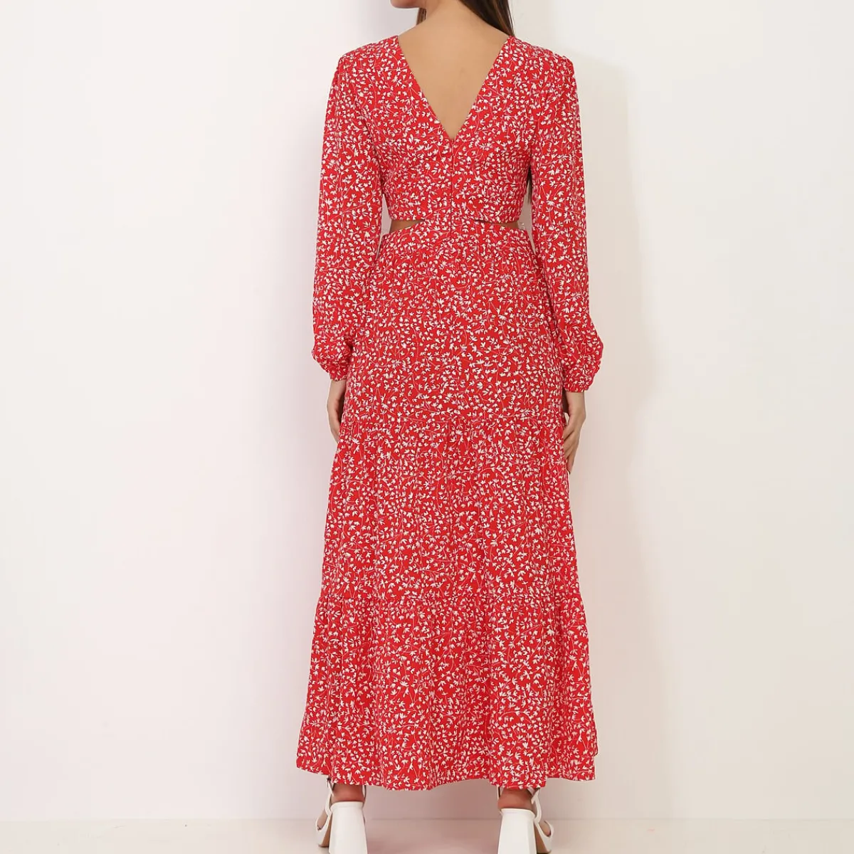 Hot La Modeuse Robe longue fleurie à découpes Rouge
