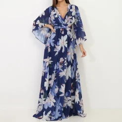 Sale La Modeuse Robe longue plissée à fleurs BleuMarine