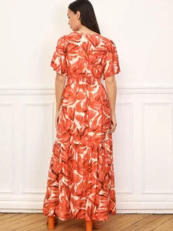 Online La Modeuse Robe longue évasée à grandes fleurs Orange