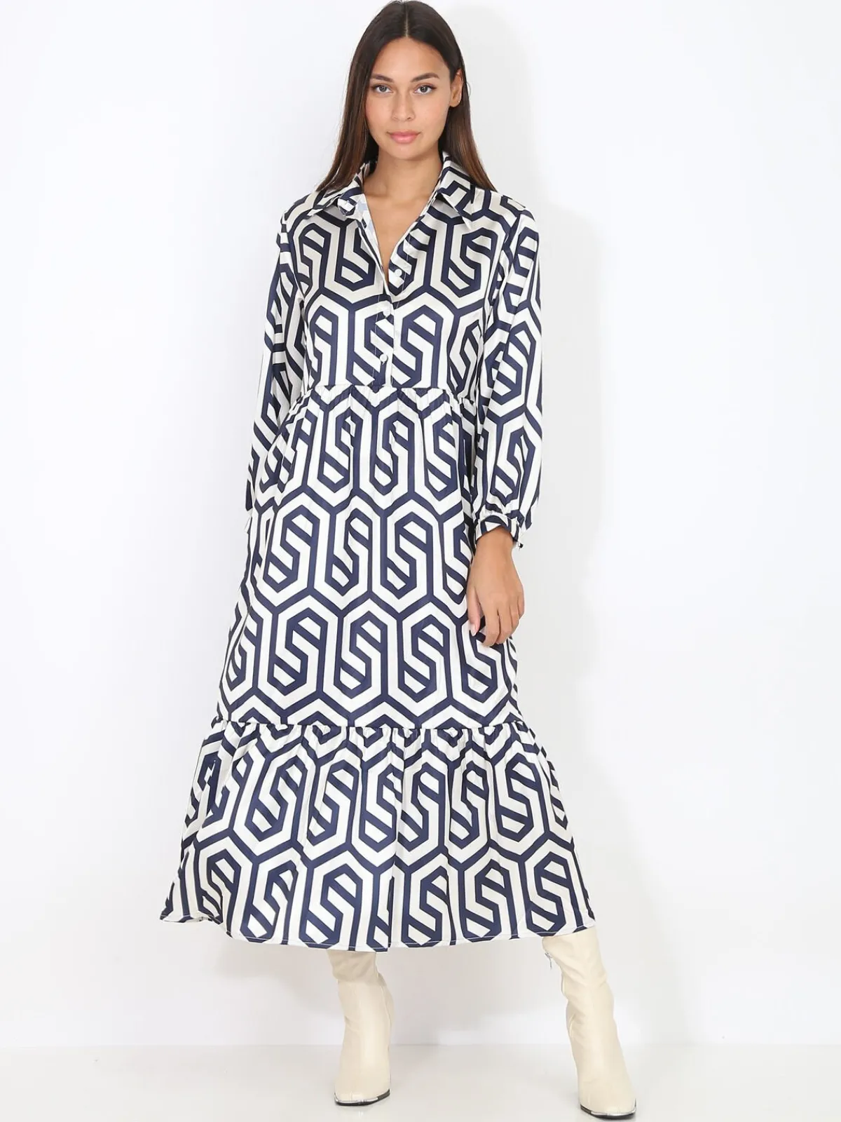 Online La Modeuse Robe longue évasée à motif rétro BleuMarine