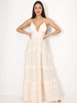 Outlet La Modeuse Robe longue évasée à volants Beige