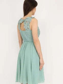 Hot La Modeuse Robe patineuse à broderie et perles Vertclair