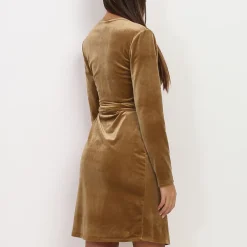 Discount La Modeuse Robe portefeuille en velours Camel