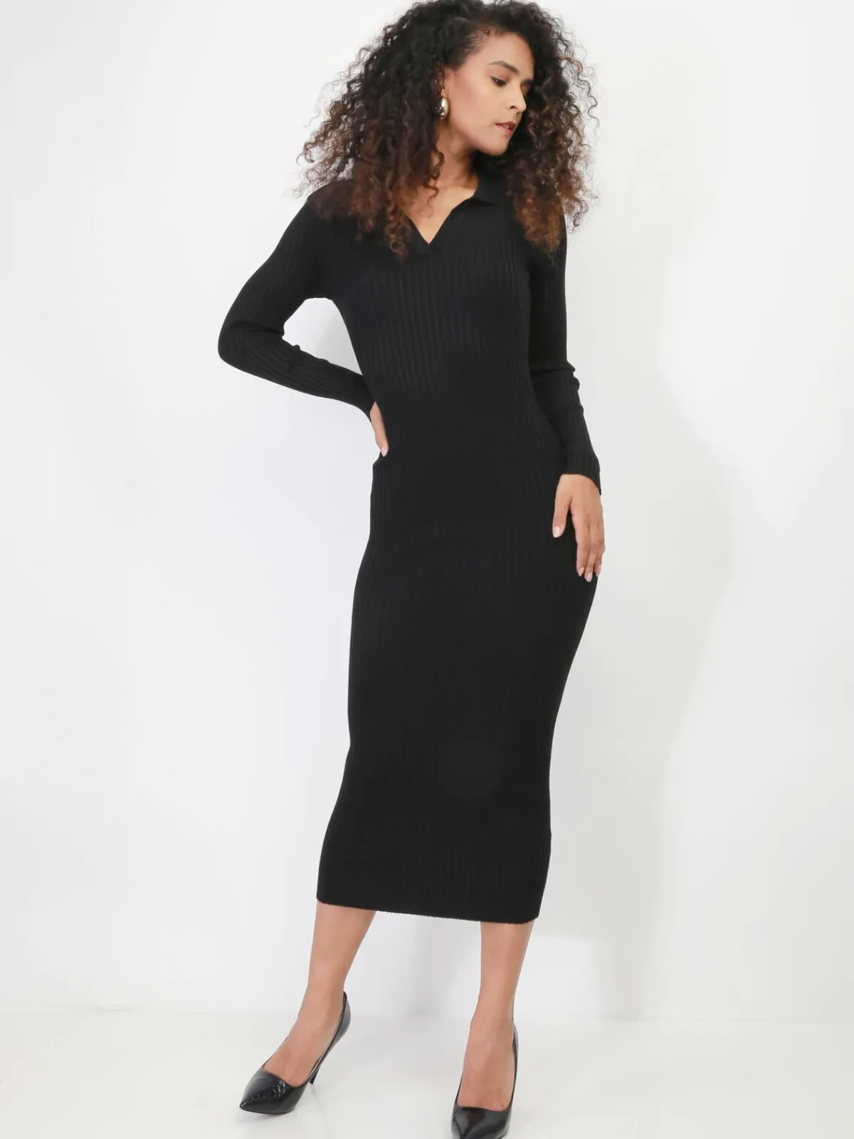 New La Modeuse Robe pull longue à col chemise Noir