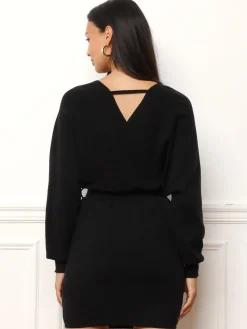 Outlet La Modeuse Robe pull moulante ceinturée Noir