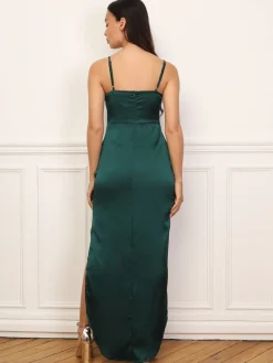 Online La Modeuse Robe satinée asymétrique et fendue Vertfoncé