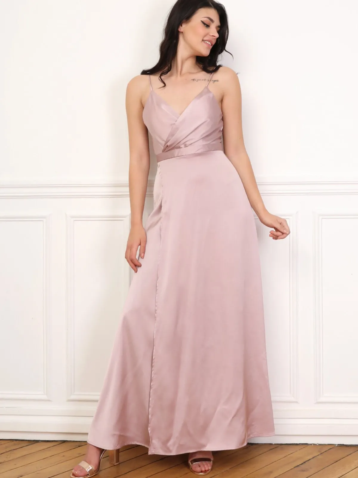 Discount La Modeuse Robe satinée effet portefeuille à bretelles VieuxRose