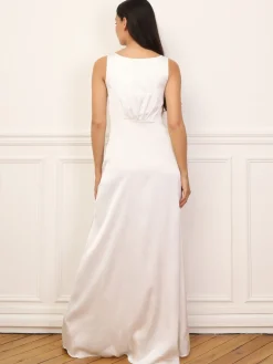 New La Modeuse Robe satinée fendue à boutons Blanc