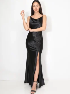 La Modeuse Robe satinée fendue à col bénitier Noir