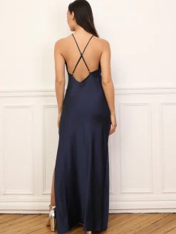 Best La Modeuse Robe satinée fendue à dos croisé BleuMarine