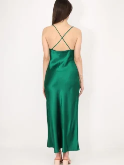 Outlet La Modeuse Robe satinée style corset froncé Vert