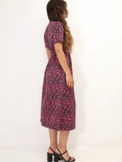 Clearance La Modeuse Robe style portefeuille à petites fleurs Fuchsia
