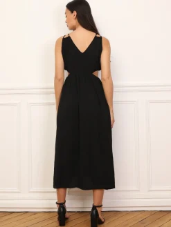 Outlet La Modeuse Robe taille cut out mi-longue Noir