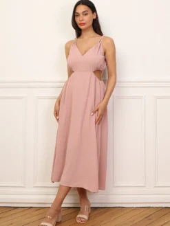 Outlet La Modeuse Robe taille cut out mi-longue Nude
