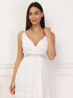 Online La Modeuse Robe évasée à crochet et éclats dorés Blanc