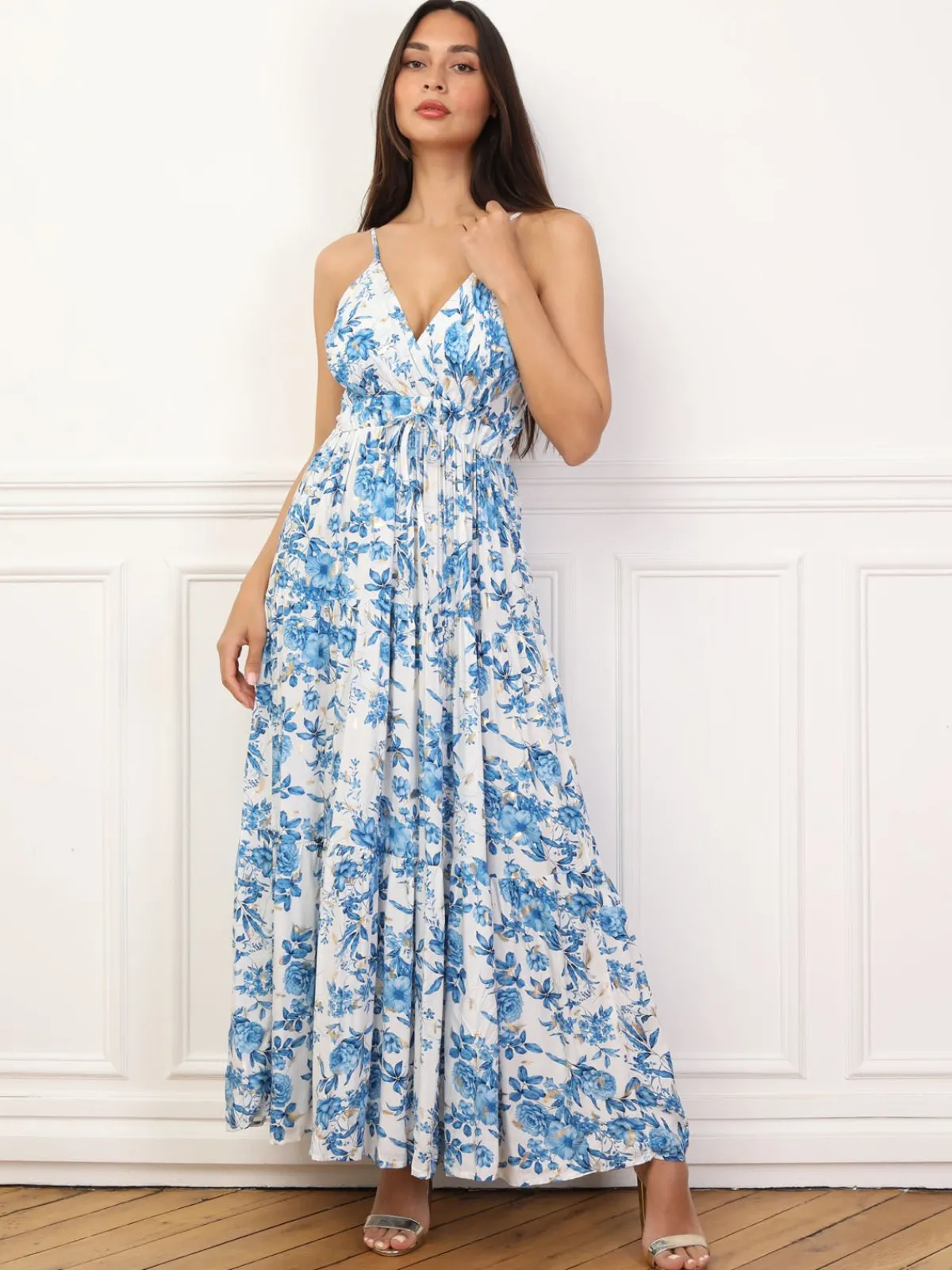 Clearance La Modeuse Robe évasée à motif floral et éclats dorés Bleu