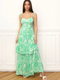 Discount La Modeuse Robe évasée à volants et fleurs Vert