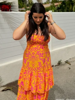 Clearance La Modeuse Robe évasée à volants et fleurs Orange