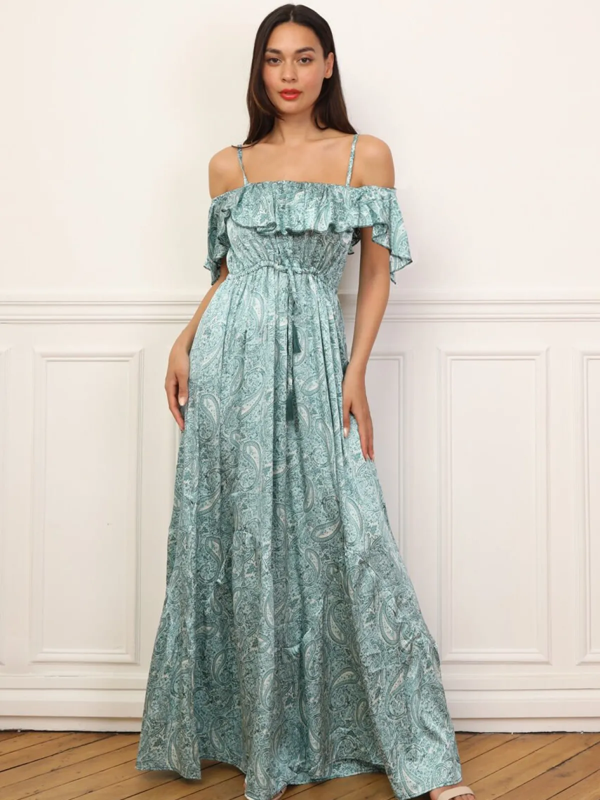 Online La Modeuse Robe évasée à volants et motif cachemire Turquoise