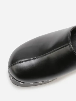 Sale La Modeuse Sabots à talon et clous Noir