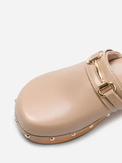 La Modeuse Sabots en simili à clous dorés Taupe