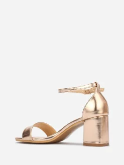 Outlet La Modeuse Sandales à bout arrondi et talon carré Dorérose