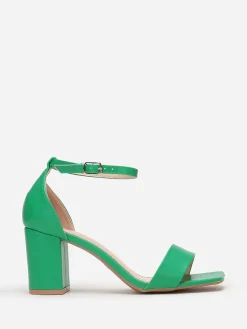 Sale La Modeuse Sandales à bout carré Vert