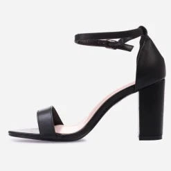 Clearance La Modeuse Sandales à bride et talon carrés Noir