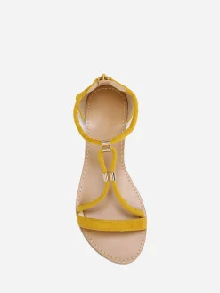 New La Modeuse Sandales à brides détails métallisés Jaune