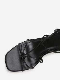 Best La Modeuse Sandales à brides entrelacées Noir