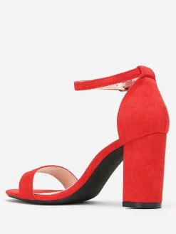 Discount La Modeuse Sandales à brides et talon carré Rouge
