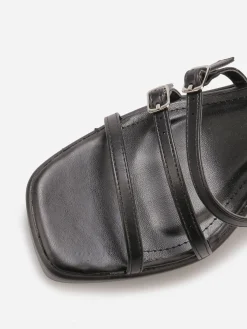 Clearance La Modeuse Sandales à fines brides et plateforme Noir