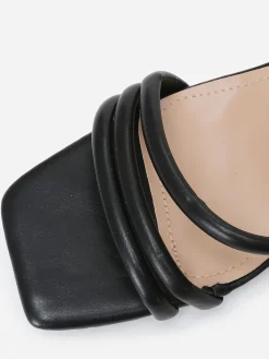 La Modeuse Sandales à fines brides grandes tailles Noir