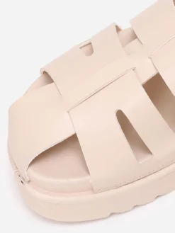 Outlet La Modeuse Sandales à plateforme crantée Beige