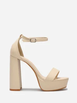 Hot La Modeuse Sandales à plateforme et talon haut Beige
