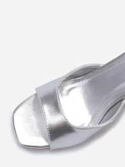 Sale La Modeuse Sandales à talon aiguille Argenté