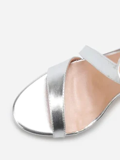Outlet La Modeuse Sandales à talon aiguille et brides Argenté