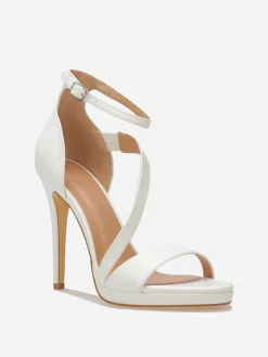 Online La Modeuse Sandales à talon aiguille et brides Blanc