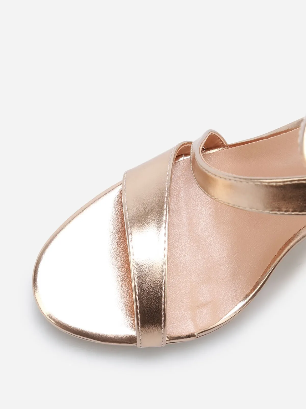 Clearance La Modeuse Sandales à talon aiguille et brides Dorérose