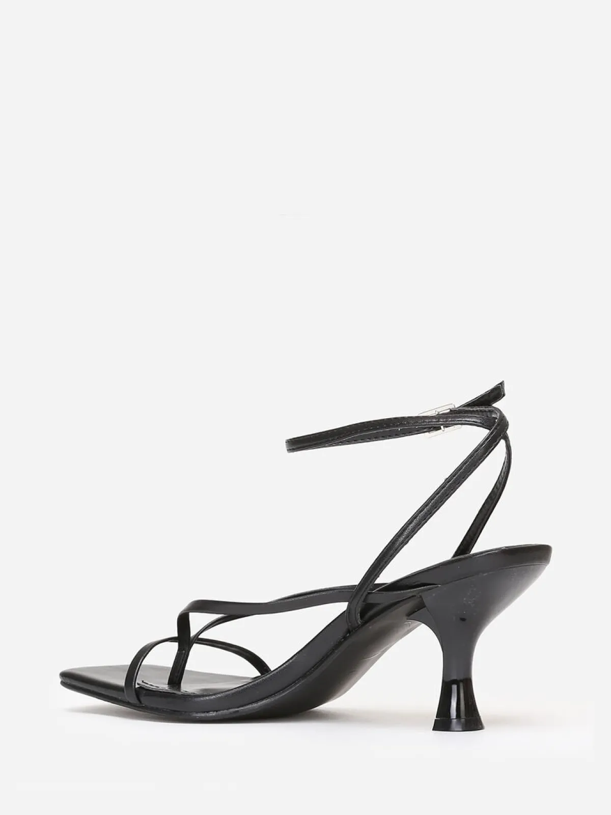 Discount La Modeuse Sandales à talon bobine et bout carré Noir
