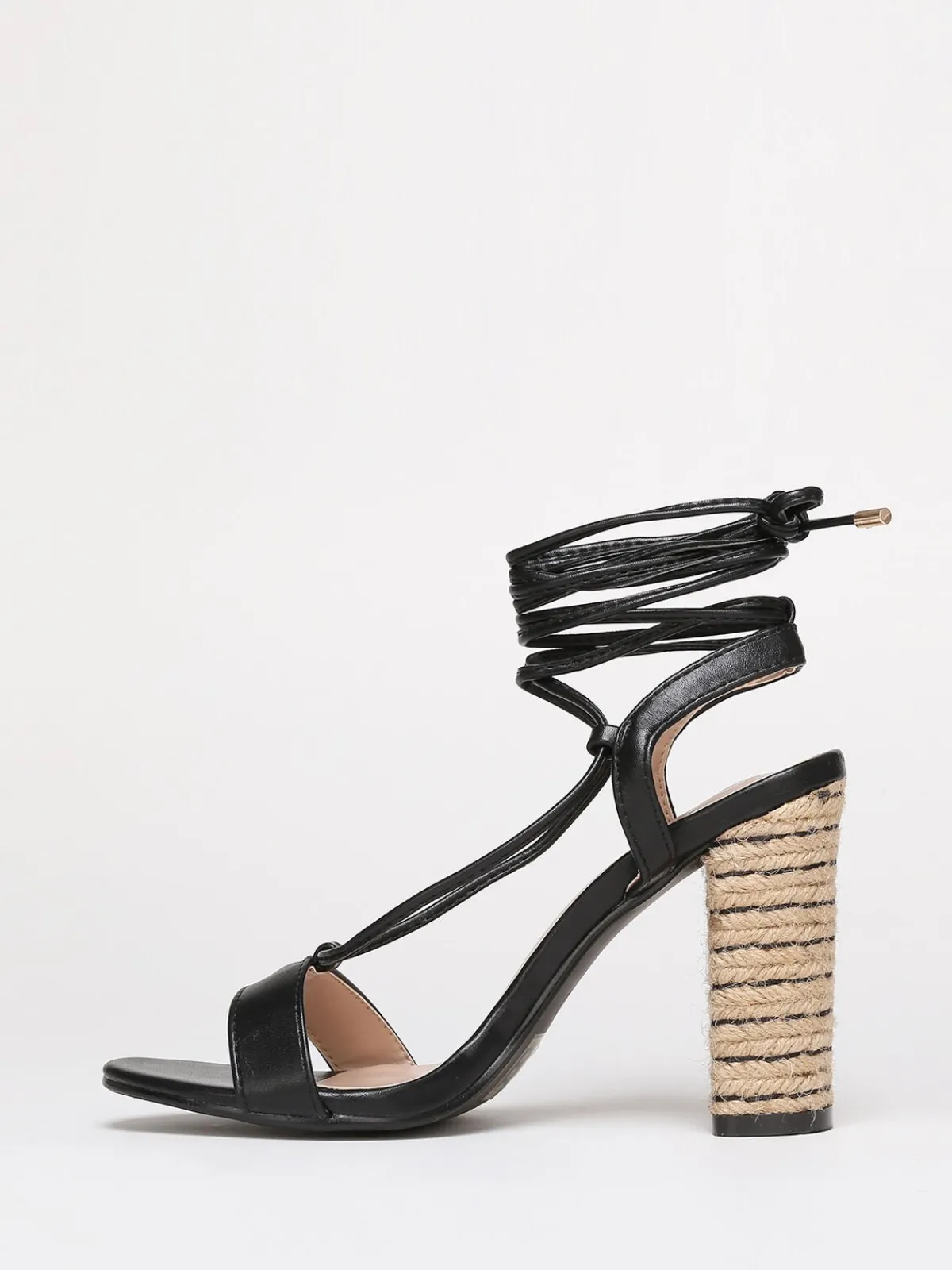 Sale La Modeuse Sandales à talon cordage avec laçage Noir