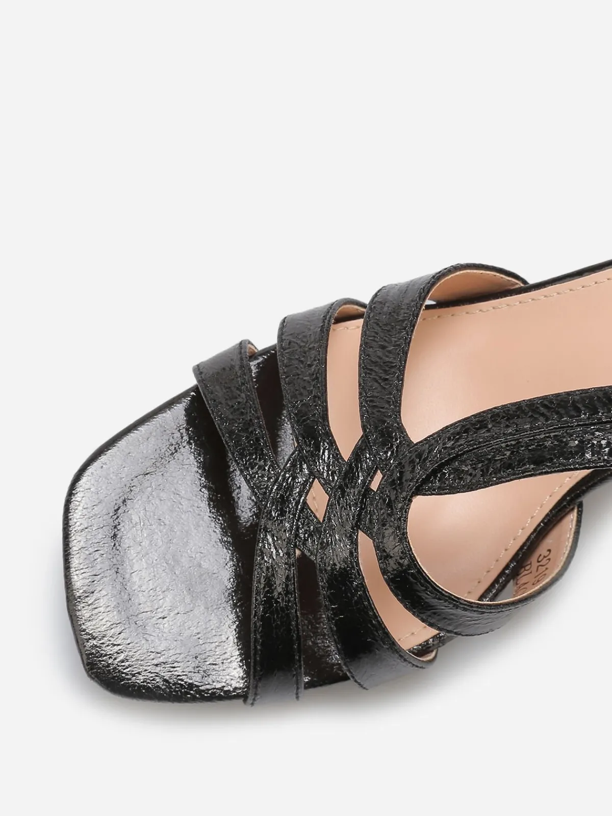 Clearance La Modeuse Sandales à talon et brides entrecroisées Noir